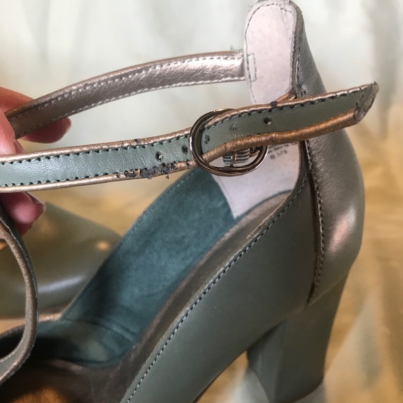 Seychelles “Trumpet” T Strap pump - Picture 5 of 7